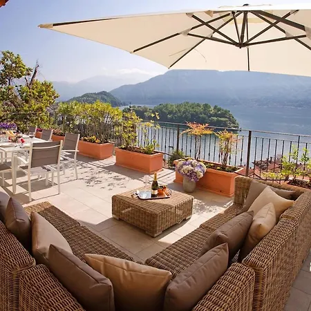 No 1-sleeps 10 By Italian Sala Comacina