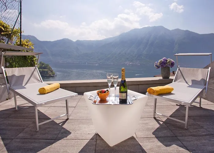 No 1-sleeps 10 By Italian