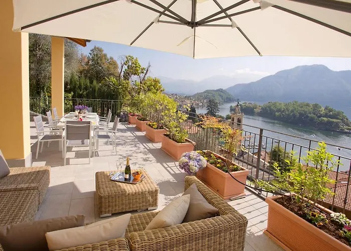 No 1-sleeps 10 By Italian * Sala Comacina